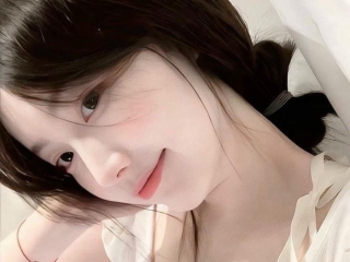 Webcam sex met Meibee