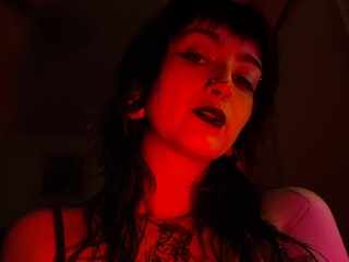 Webcam sex with Meisha_Nun