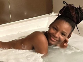 Webcam sex con Melissa022