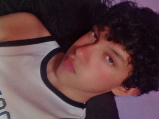 Webcam sex con Melody_Venom