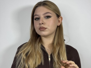 Mercedesvaught's Sexcam