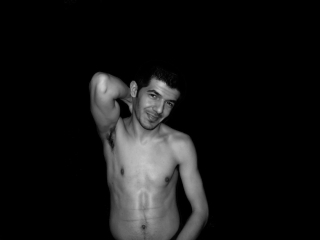 Sexo por webcam con Messaround86