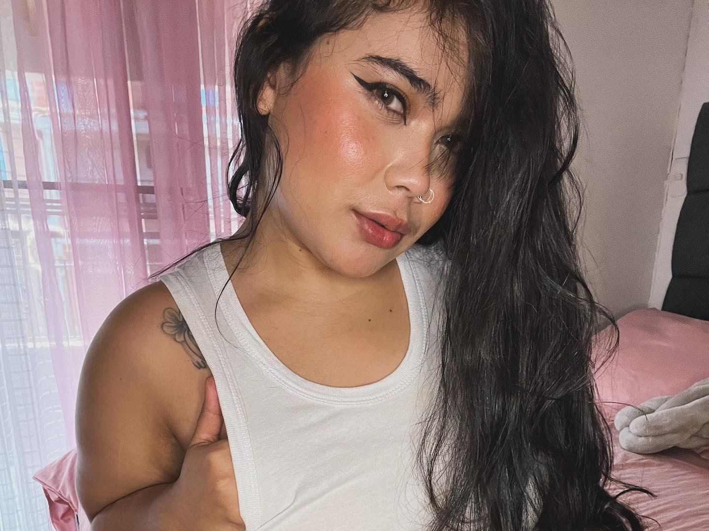 Mhelinaa's profile - Image n°0