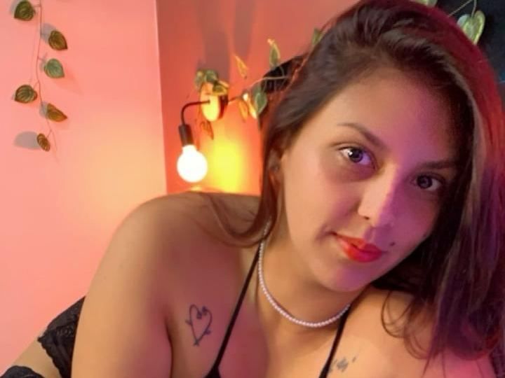 Profil de Mia_Bigtitts - Photo n°0