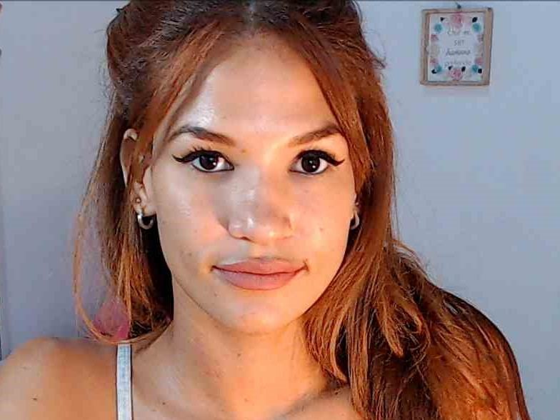 Mia_Nicolle's profile - Image n°0
