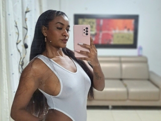 Webcam sex with Mia_Robinson