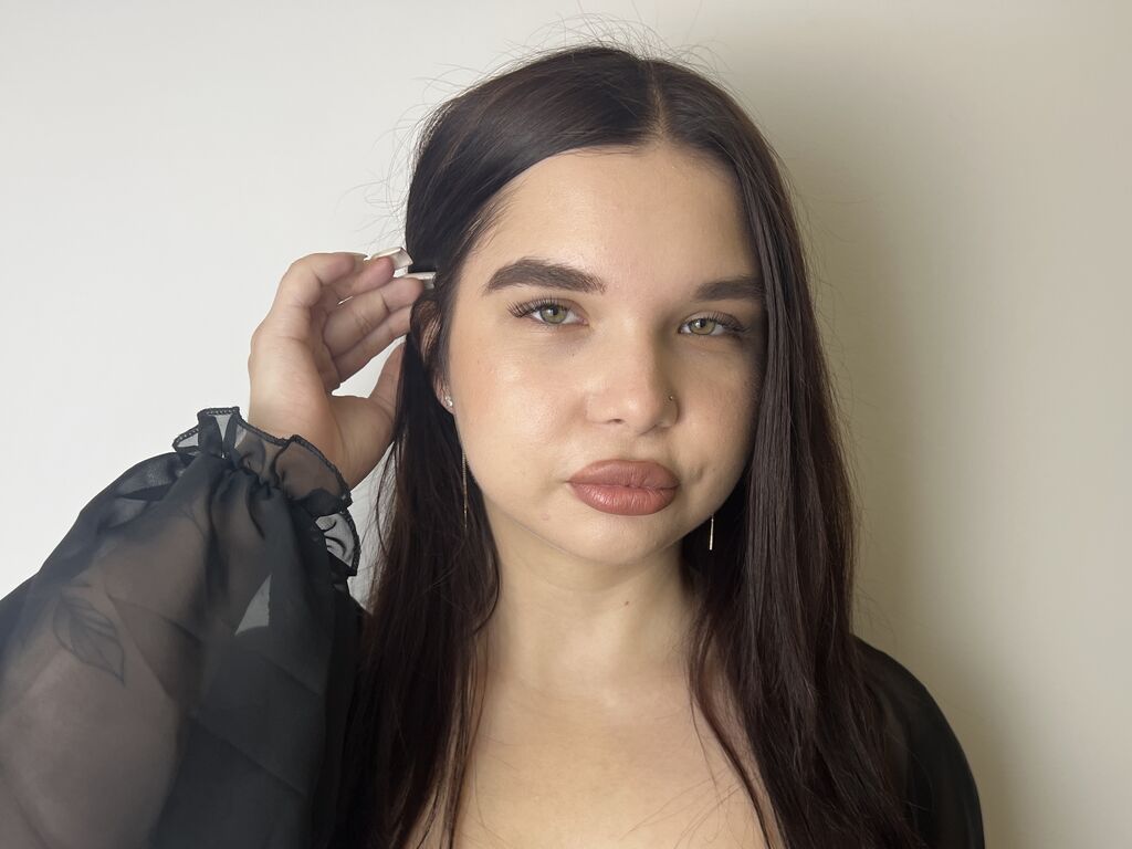 Miacalvert's profile - Image n°0