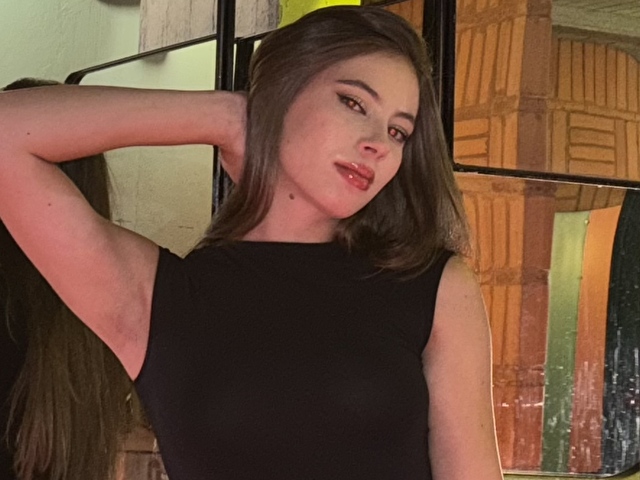 MiaDeLuca's profile - Image n°12