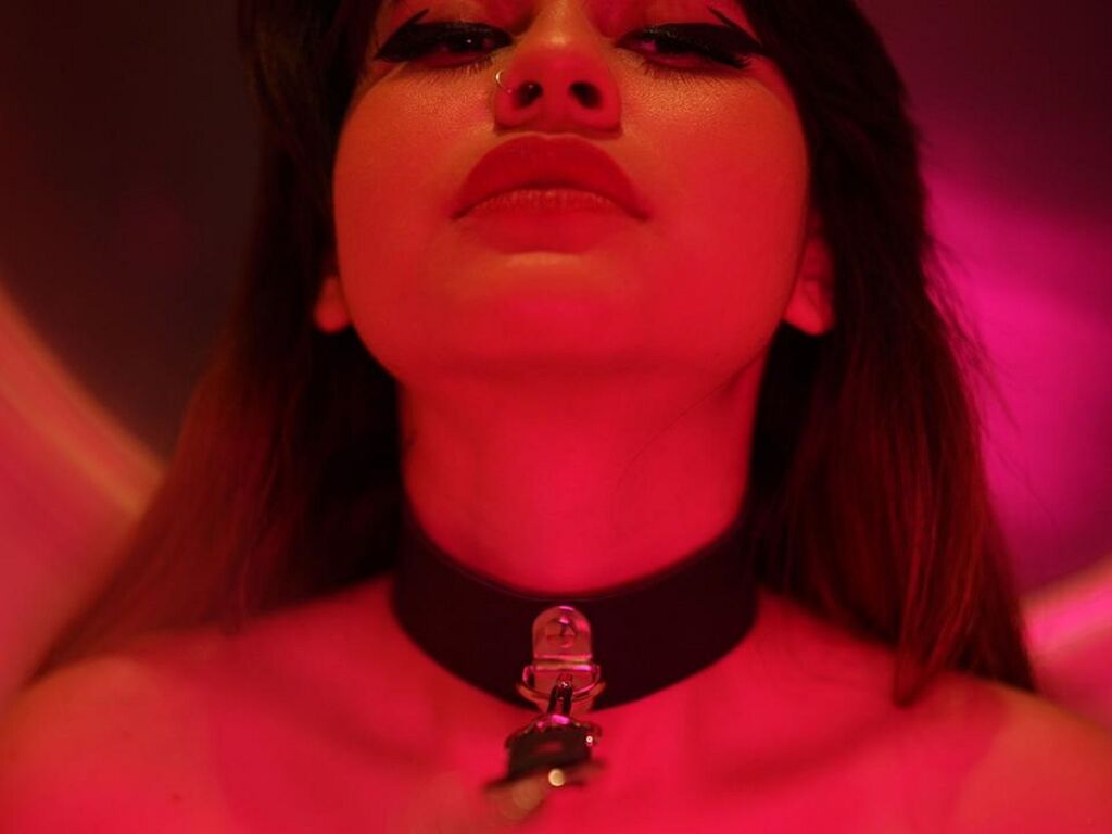 Miaelectraa's profile - Image n°1