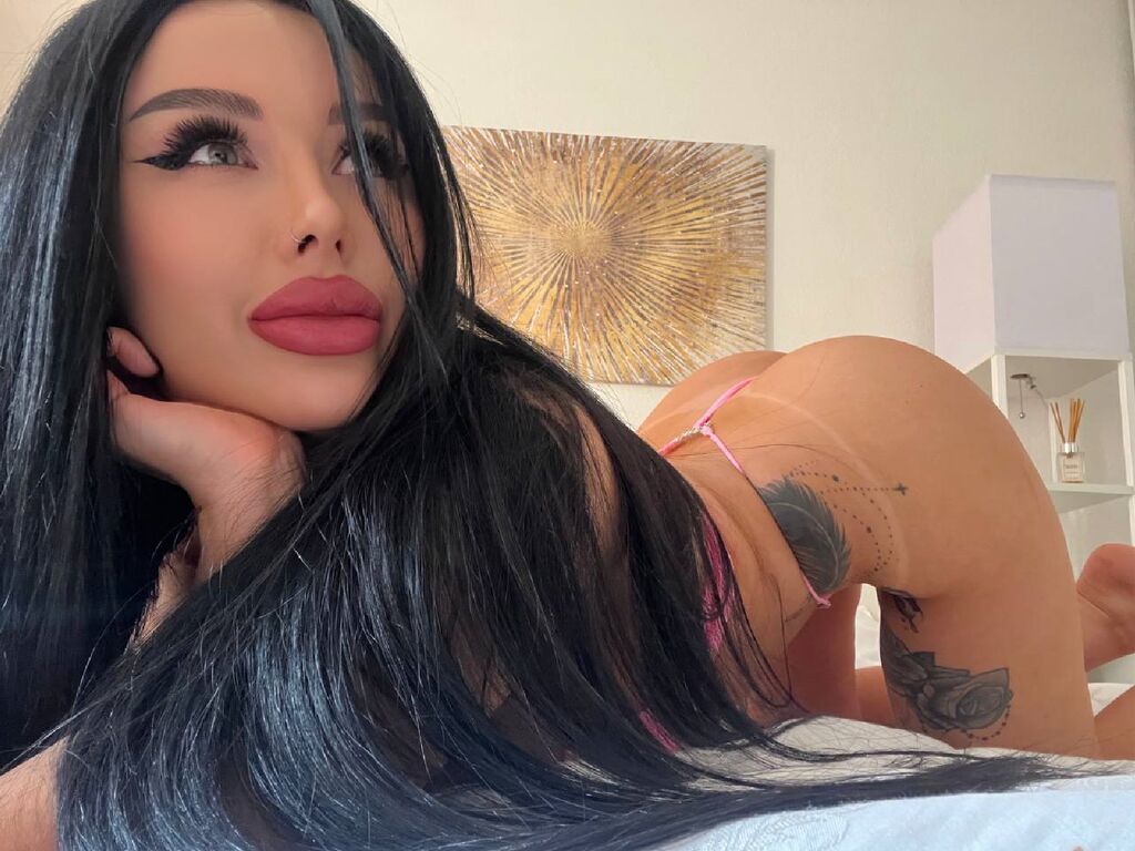 Miaemberr's profile - Image n°0