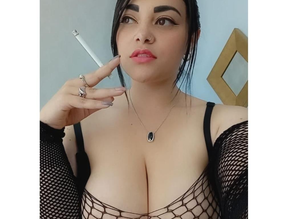 Profil de Miaferreiraxo - Photo n°2
