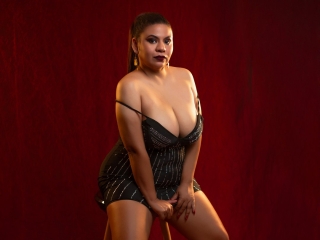 Miah_Bigboobs