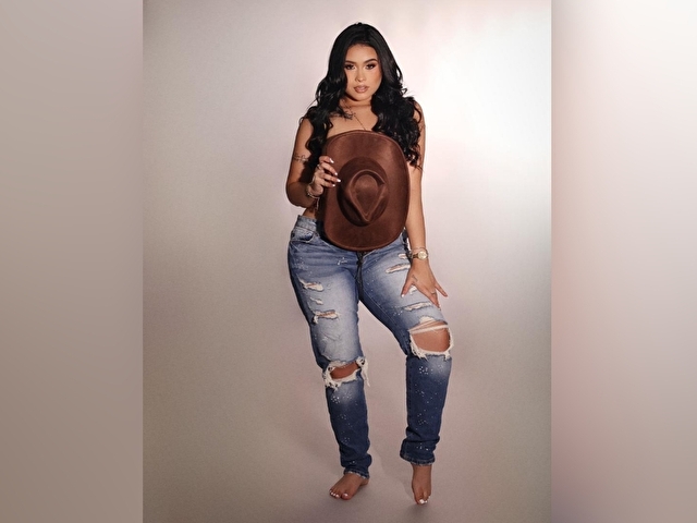 miahannton's profile - Image n°6
