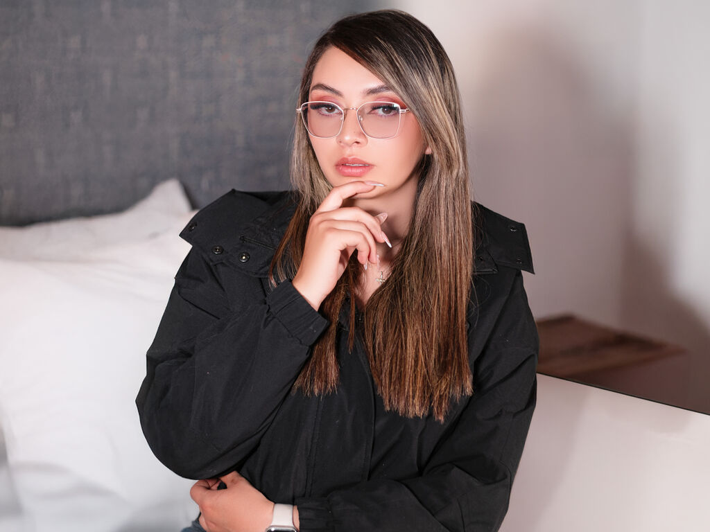 Miahcoleman's profile - Image n°1
