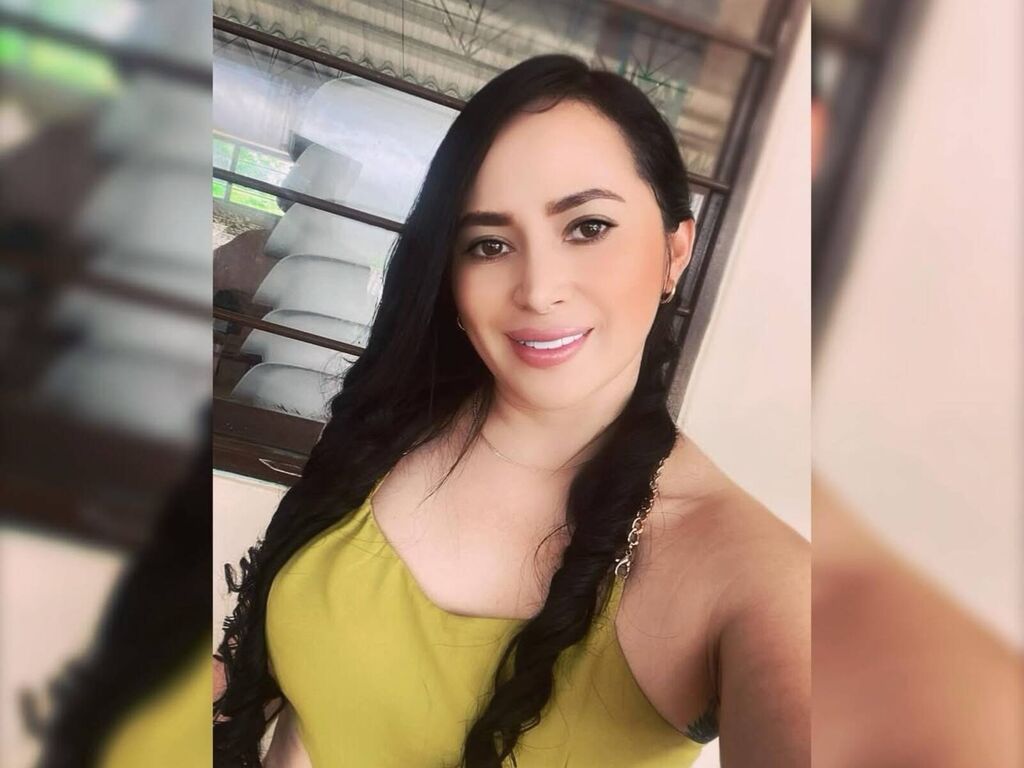 Mialaurentt's profile - Image n°1