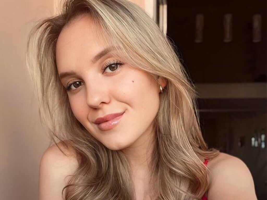 Mialeew's profile - Image n°0