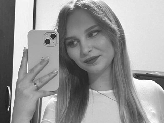 Profil de MiaLux - Photo n°3
