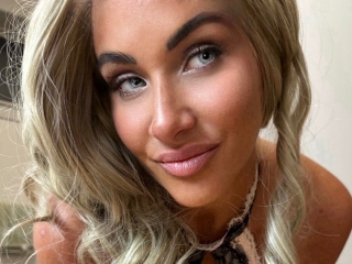 Sexcam Live Show von Miameeksxxx