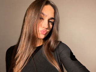 Webcam sex with Miameyson