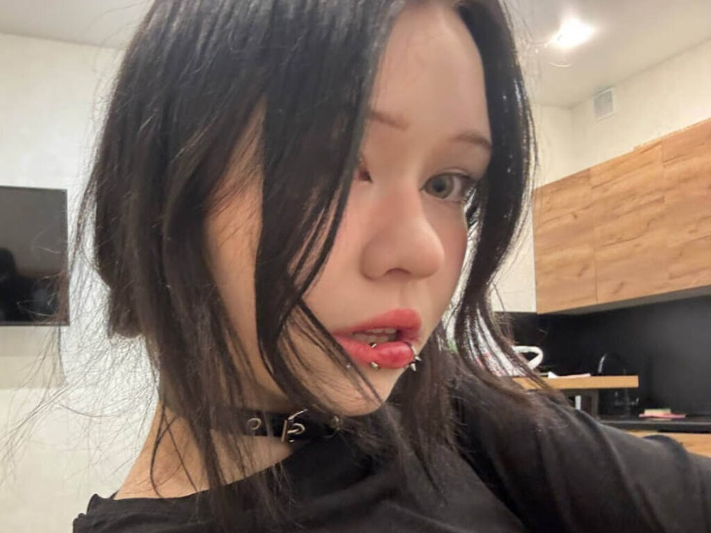 Miamyaw's profile - Image n°1