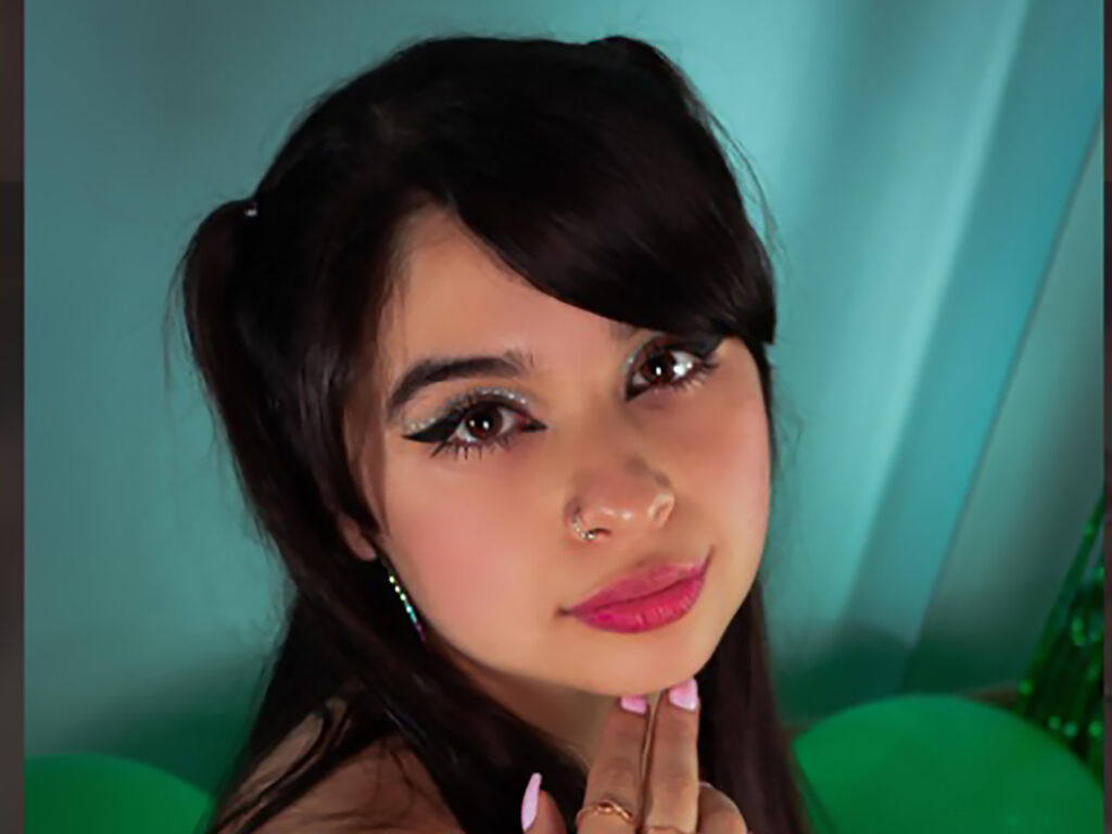 Mianickole's profile - Image n°0