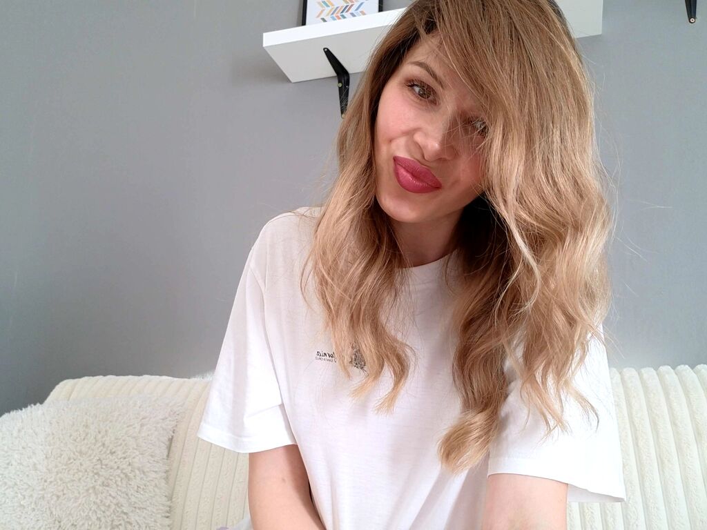 Profil de MiaOlympia - Photo n°1