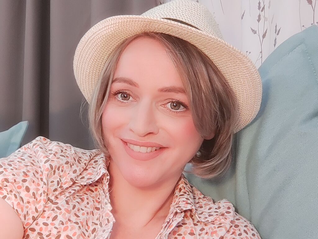 MiaSouri's profile - Image n°2