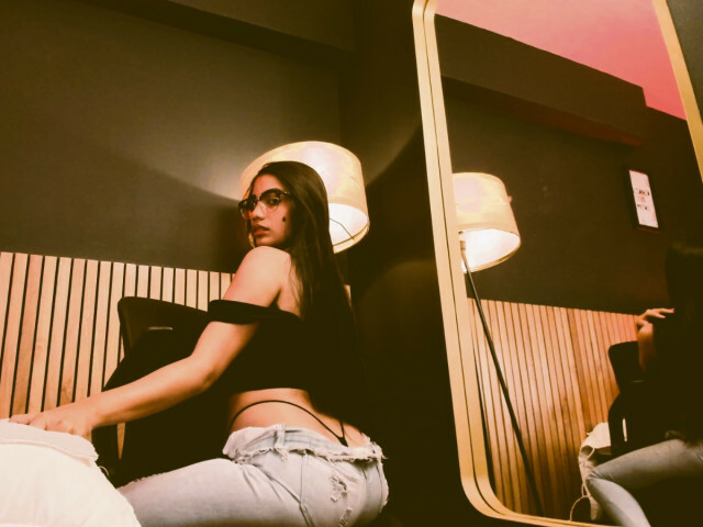 Profil de MiaTaylor - Photo n°19