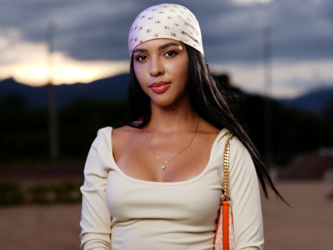 Michellevelez's profile - Image n°0