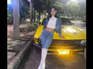 Webcam sex with Miiababe