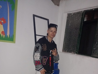 Sexcam Live Show von Miidnnightlust_Vc