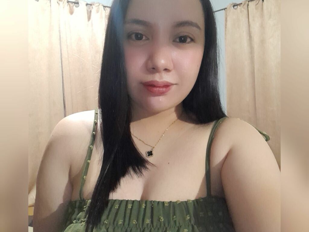 Mikasalazar's profile - Image n°1
