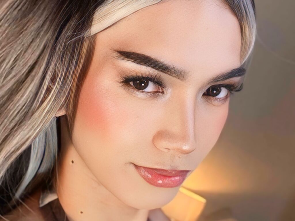 Mikeymoore's profile - Image n°1