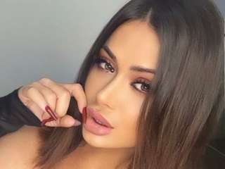 Sexo por webcam con Milahadid