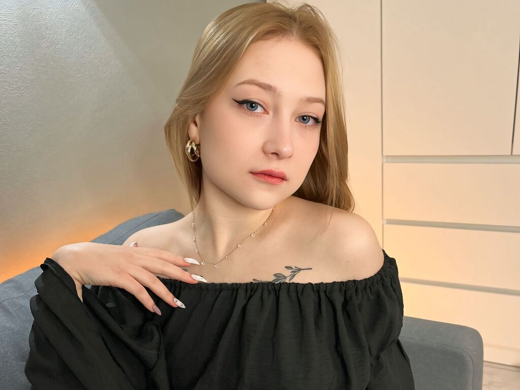 Milanajenkins's profile - Image n°1