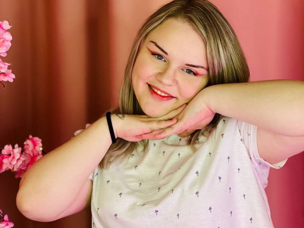 Milatory's profile - Image n°0
