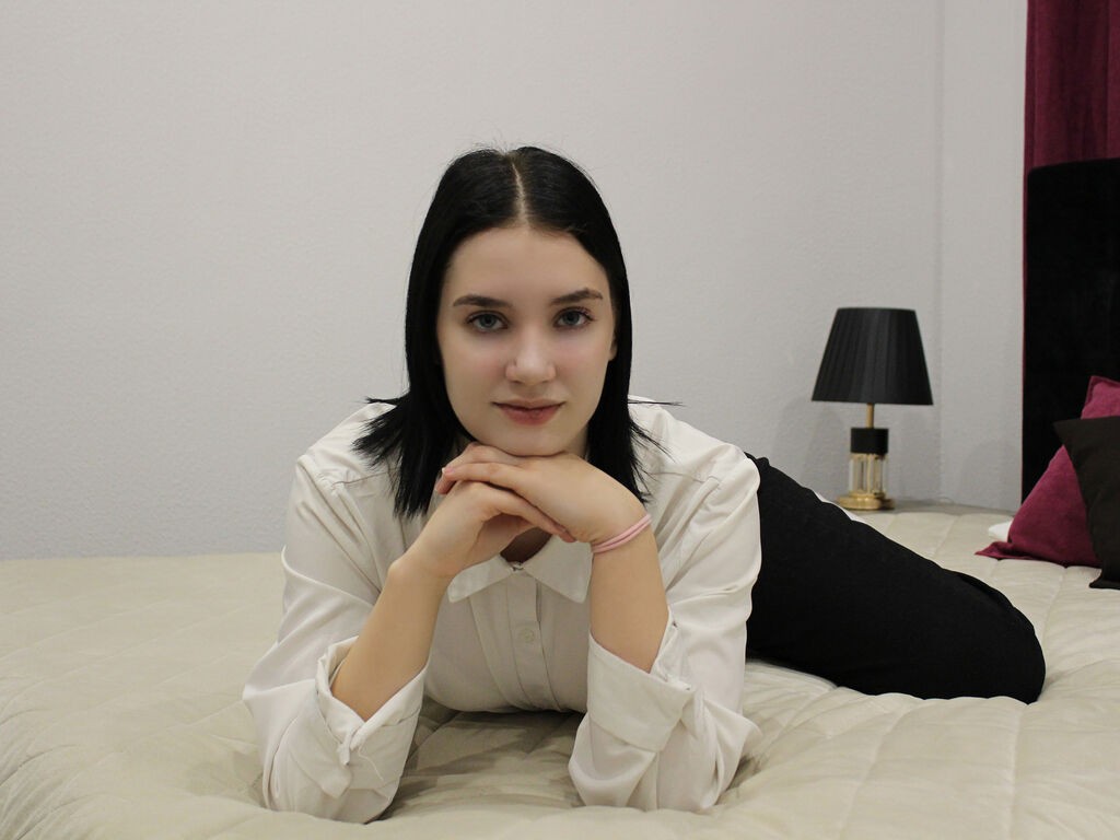 Milenahill's profile - Image n°0