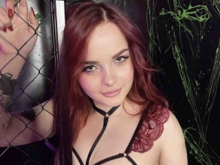 Sexo por webcam con Mileypeach