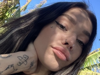 Webcam sex con Milkbrown