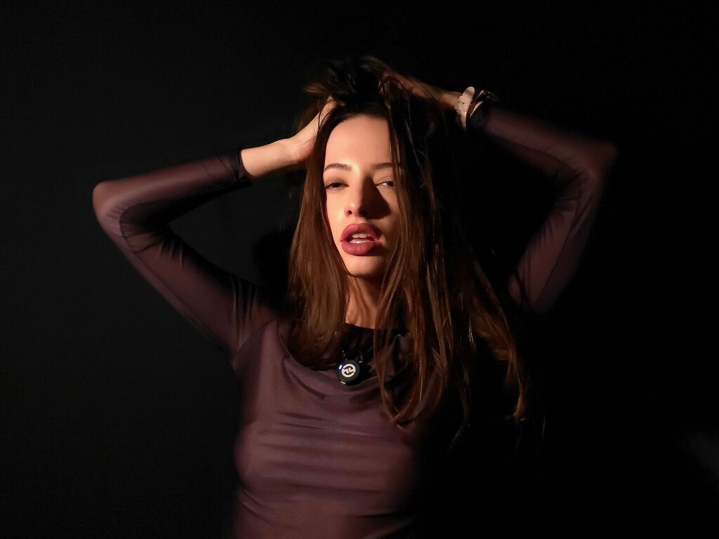 Millamoore's profile - Image n°1