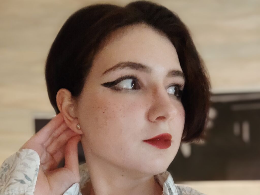 Minalynn's profile - Image n°3