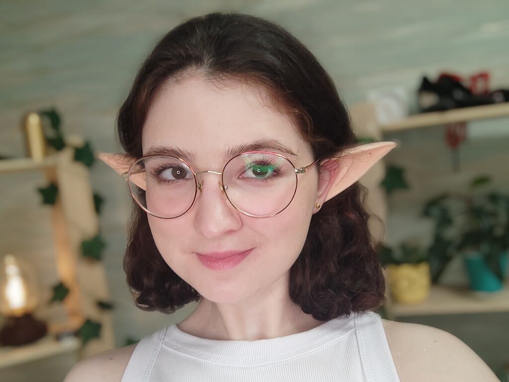 Minalynn's profile - Image n°2