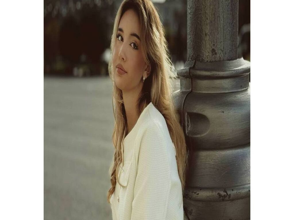 Perfil con Mirastarlet - Imagen  n°0