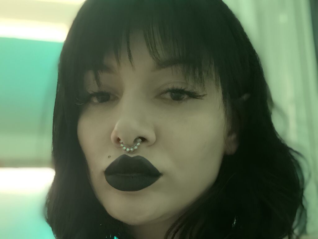 Mishaaddams' profilo - Immagine n°1