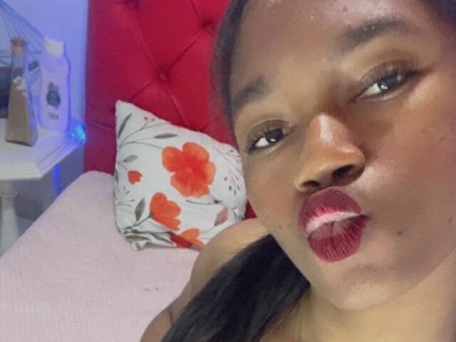 Profil de Missandrea - Photo n°9