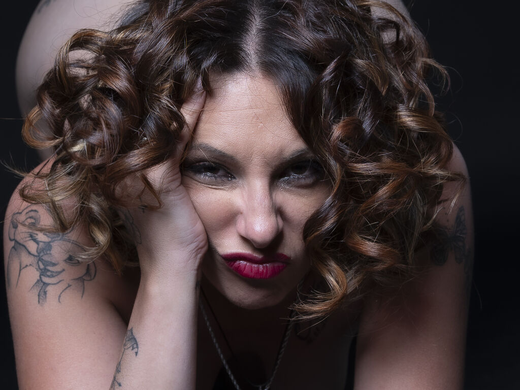 Perfil con Misscerise - Imagen  n°1