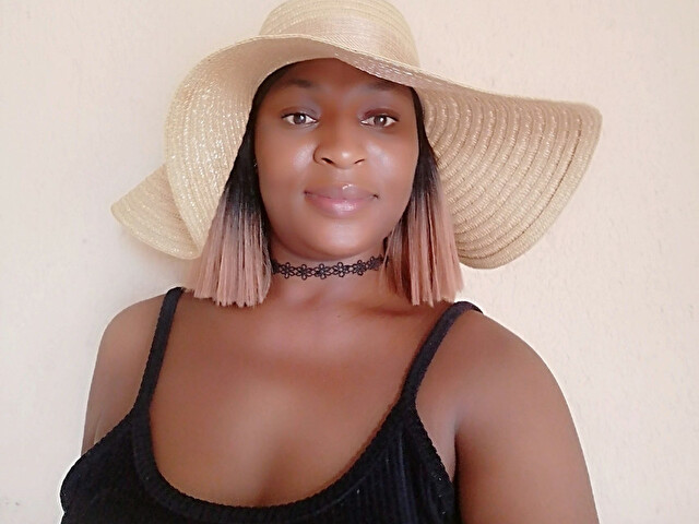 Profil de Misshotanal - Photo n°1