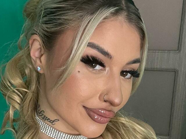 MissKaya's profile - Image n°14