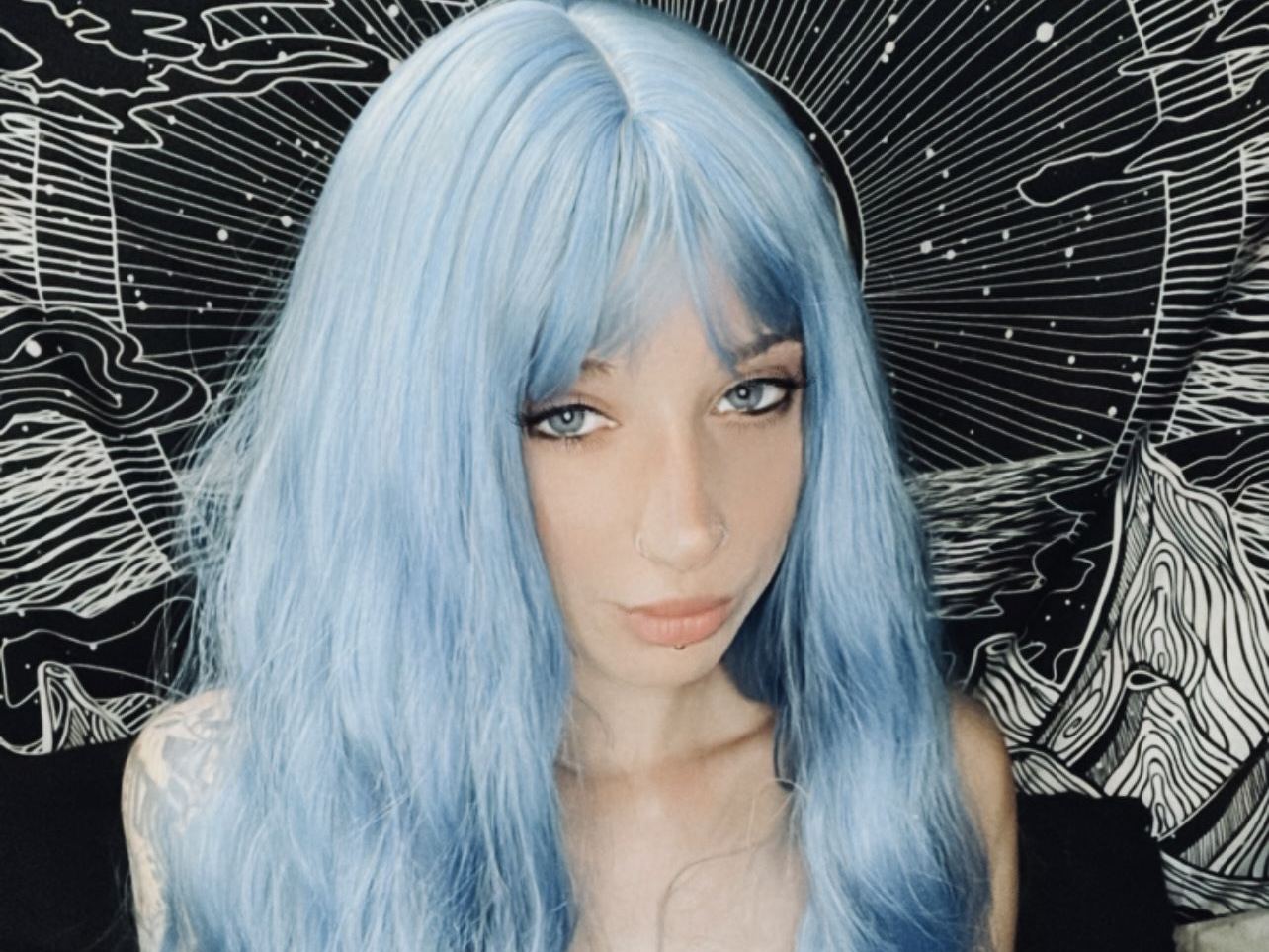 Profil de Missmidnightuk - Photo n°2