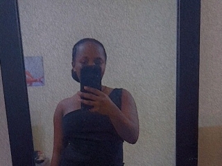 Webcam sex with Missvelora